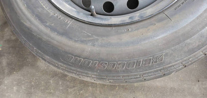 タイヤ　4本　【ブリヂストン1本、グッドイヤー3本】【195/80R15】（中古）