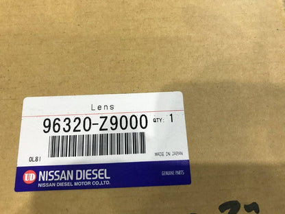 レンズ　　日産UD　96320-Z9000（中古）