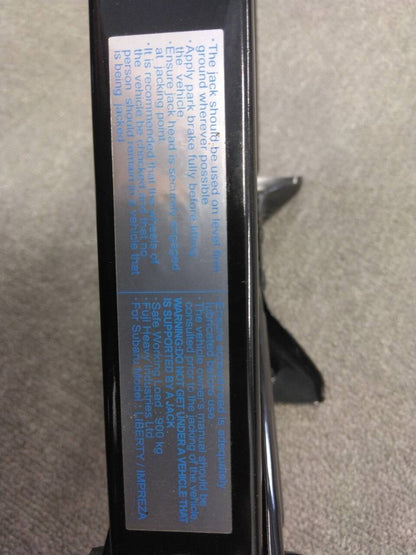 ジャッキ　【工具付き】【富士重工業】0.9トン（中古）