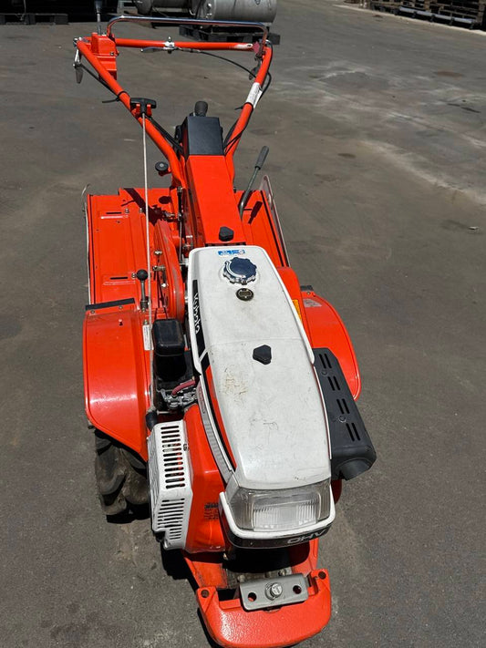 クボタ　手押しトラクター　TG750（中古）