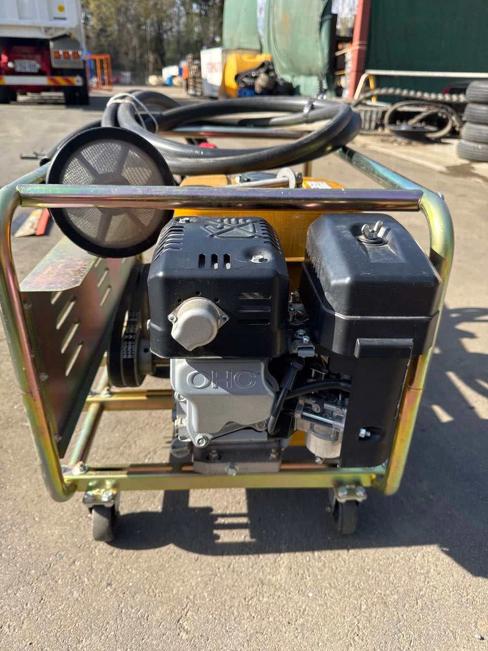 共立　プランジャー式　動力　噴霧機　HP504 Subaru　エンジン　EX27　（中古）