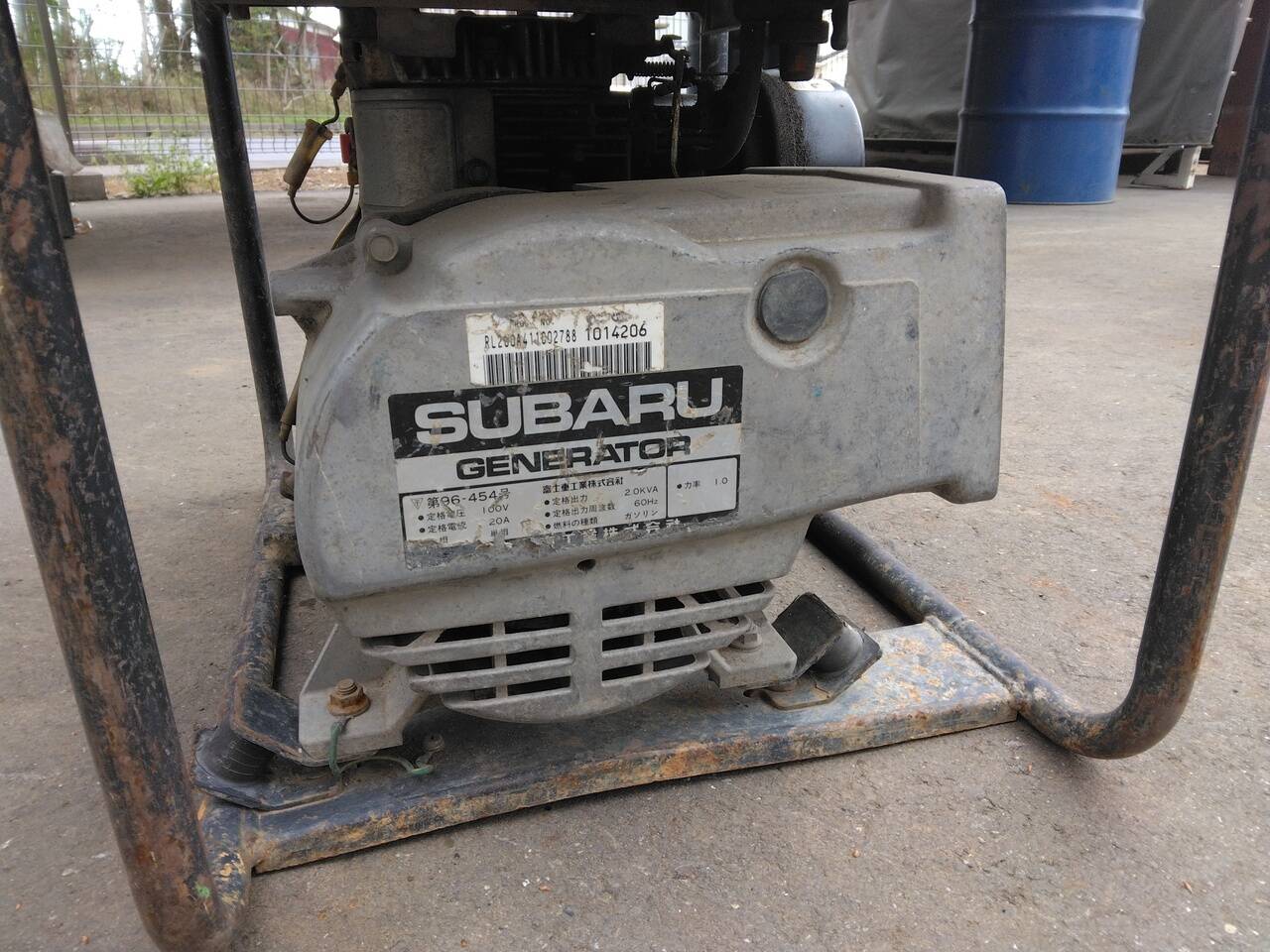 発電機 エンジン発電機 スバル SGL2000 2.0kVA 20A Robin 部品取り（中古）