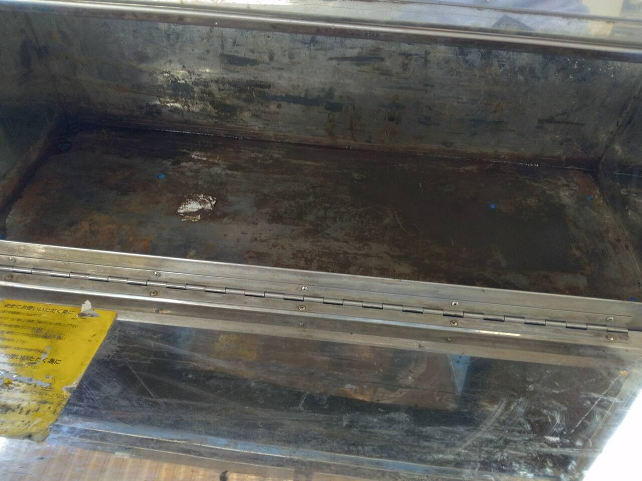 工具箱　ステンレス　75cm × 28㎝ × 32cm（中古）