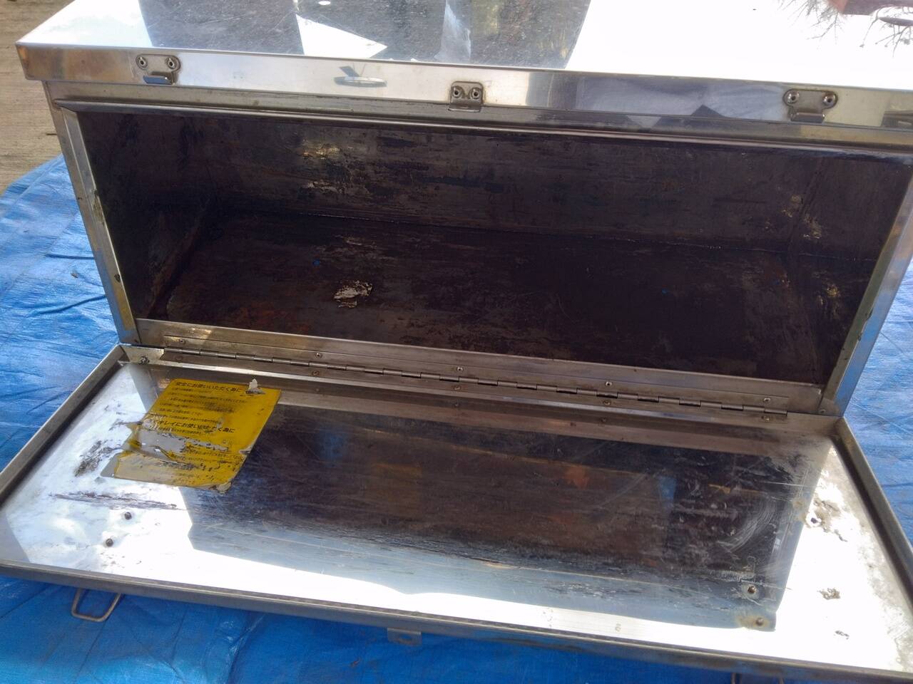 工具箱　ステンレス　75cm × 28㎝ × 32cm（中古）