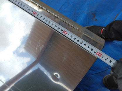 工具箱　ステンレス　90cm × 45㎝ × 45cm（中古）