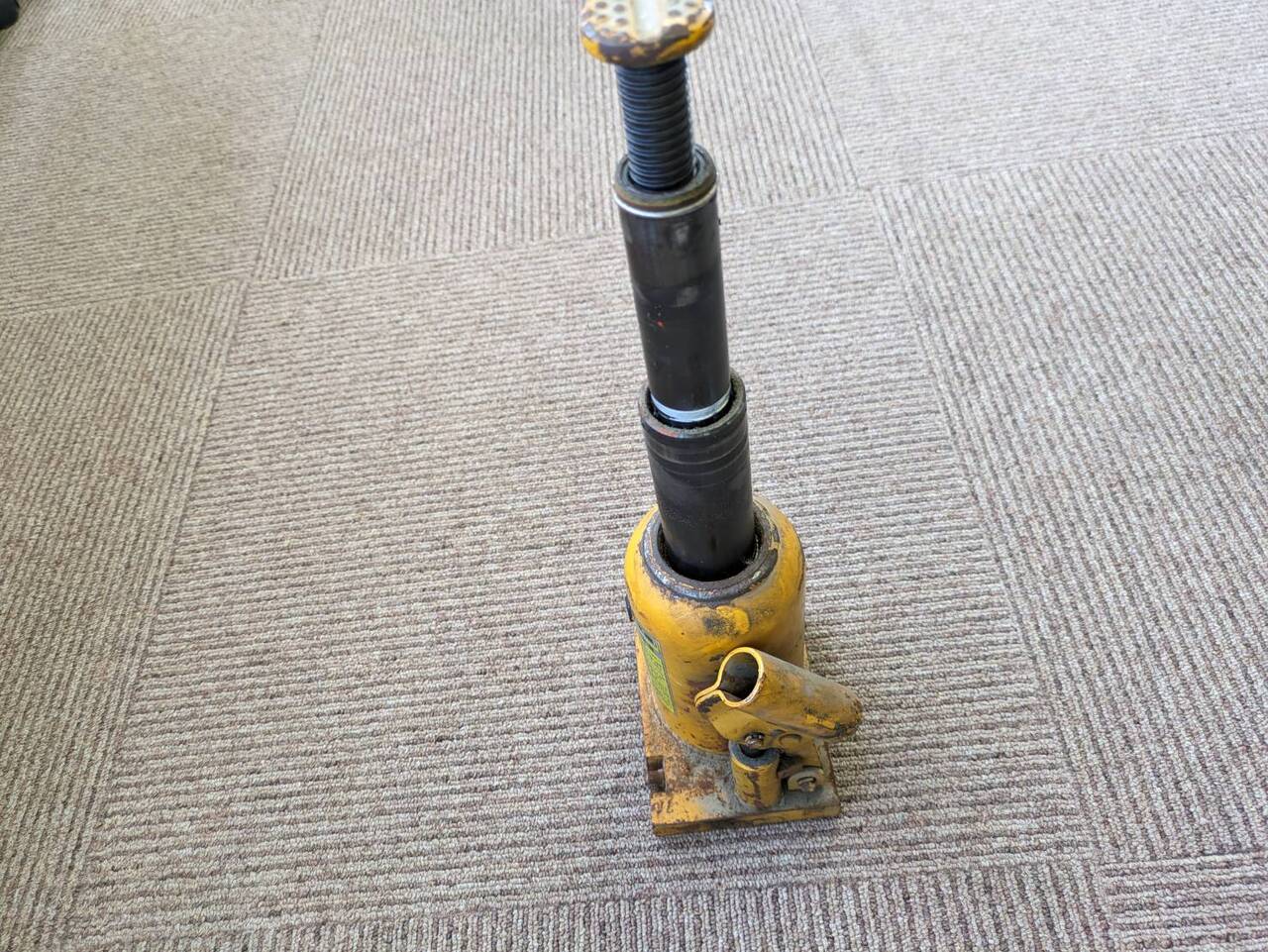 ジャッキ　ジャッキのみ　トヨタ　4トン（中古）