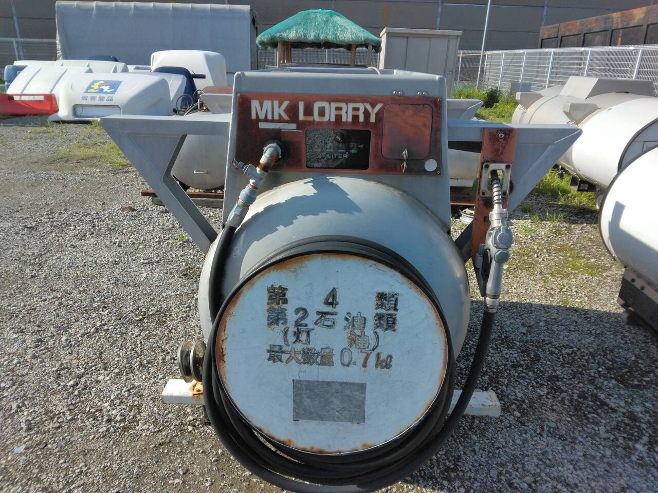 タンク　エムケー精工　型番・容量不明　（中古）
