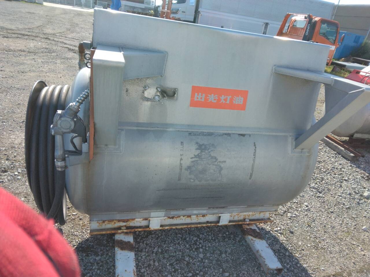 タンク　エムケー精工　型番・容量不明　（中古）