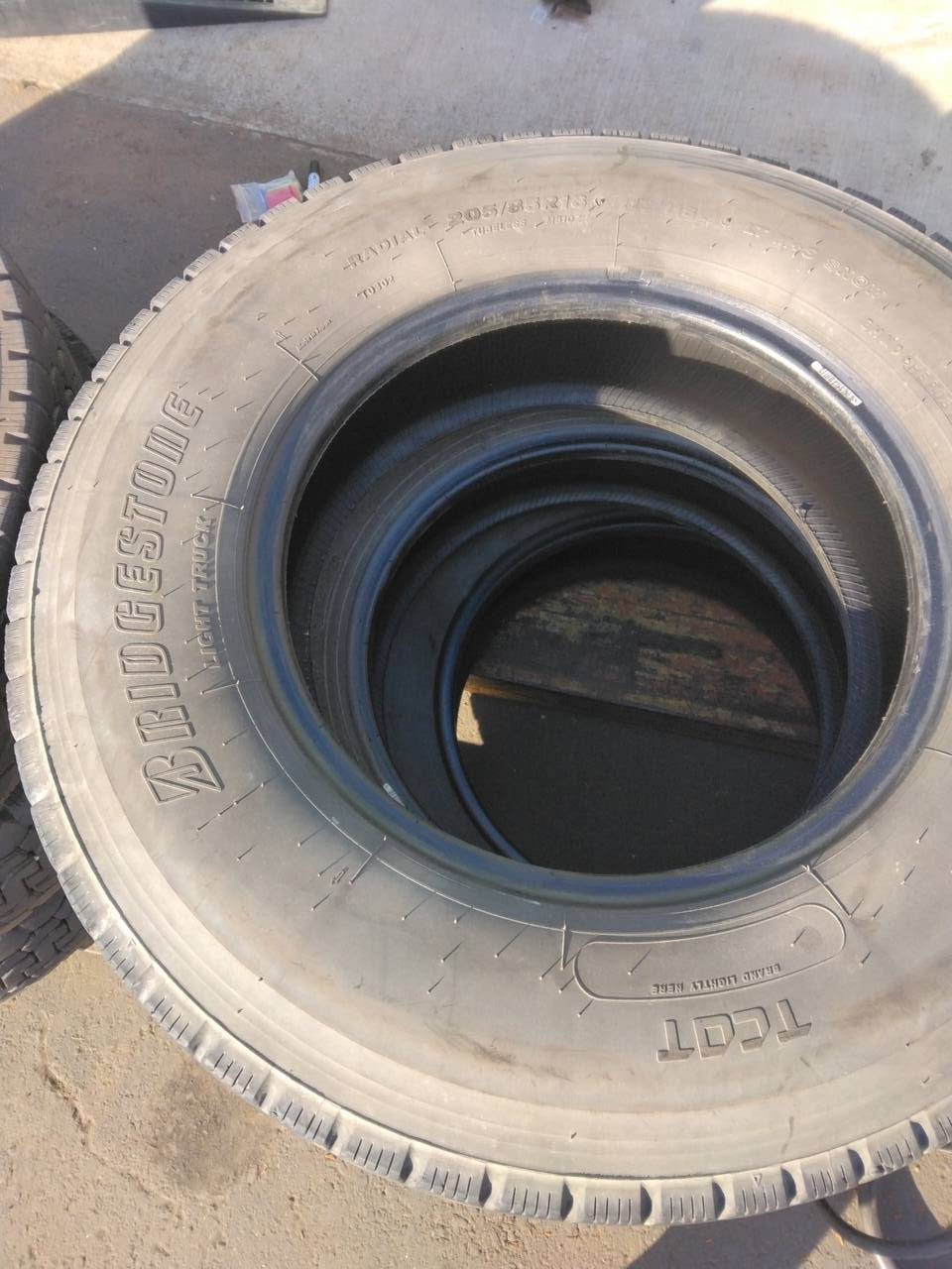 （棚卸まとめ売り）スタッドレスタイヤ ブリジストン　6本　【BRIDGESTONE】【205/35R16】（中古）