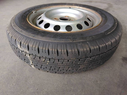 タイヤ　ノーマルタイヤ　 5本　 トヨタサクシード　 Ｖ4RV  155/80R14　 （中古）