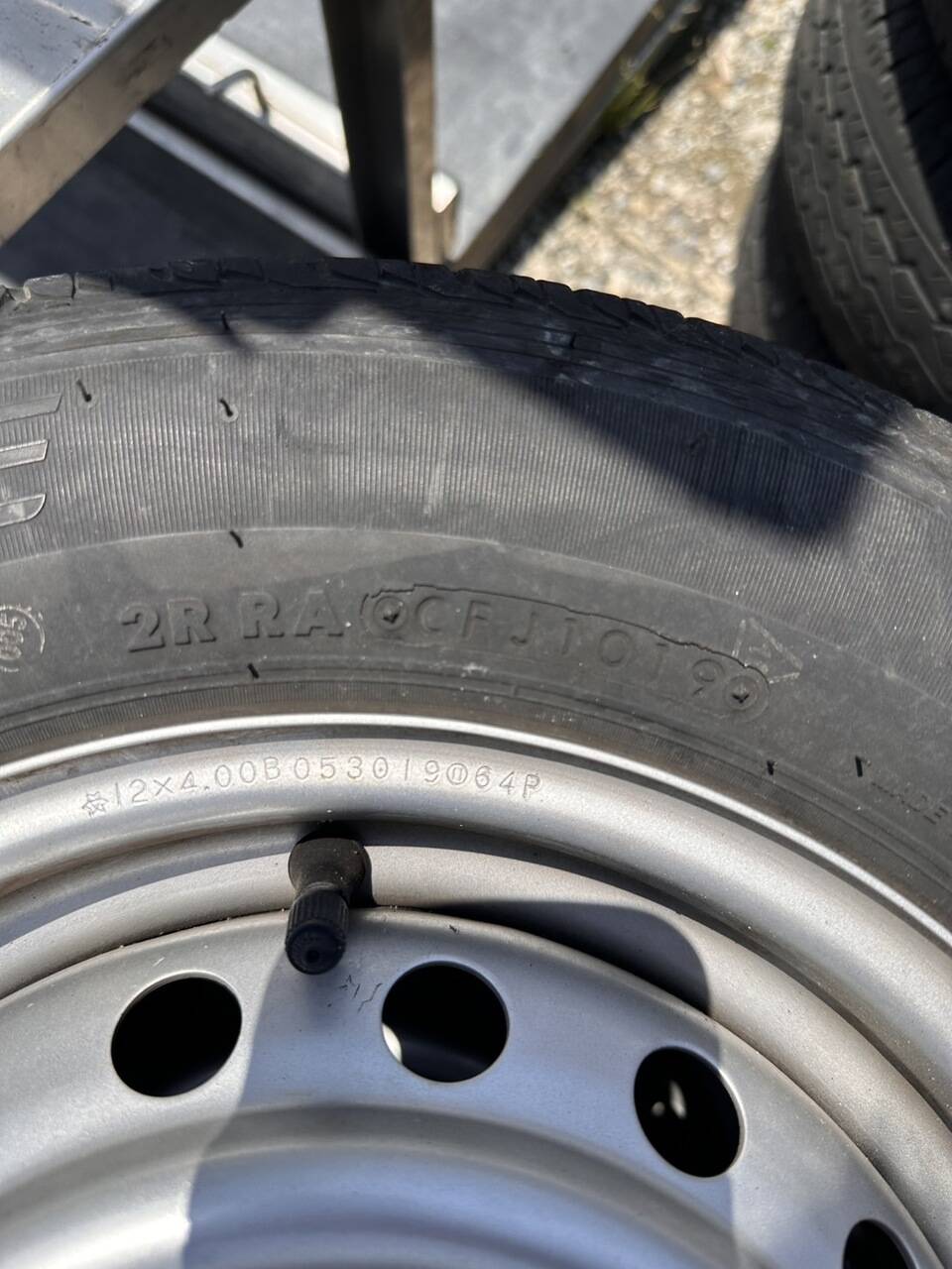 弥富纏め売り タイヤ　4本　【BRIDGESTONE】【185R14】（中古）