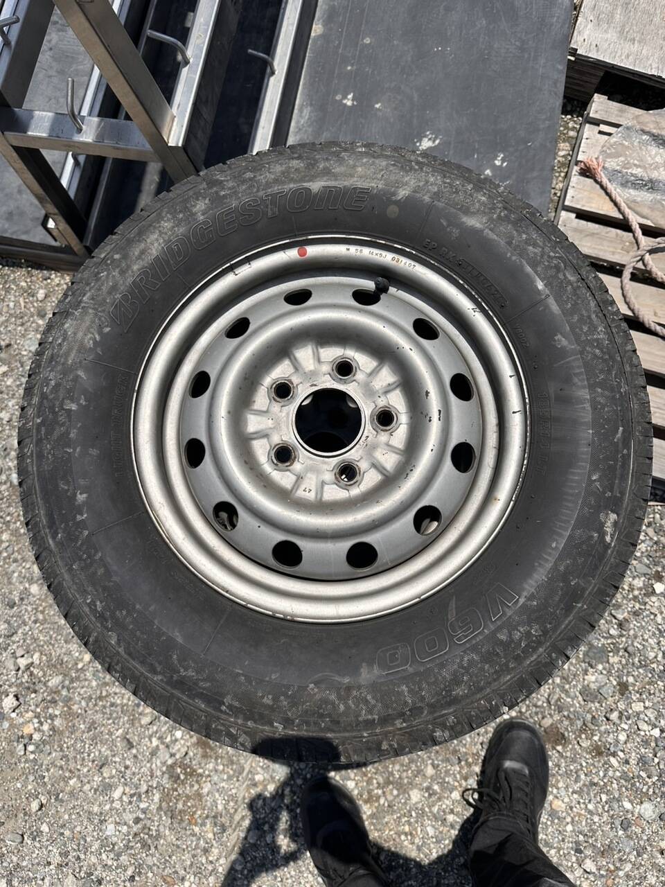 弥富纏め売り タイヤ　4本　【BRIDGESTONE】【185R14】（中古）