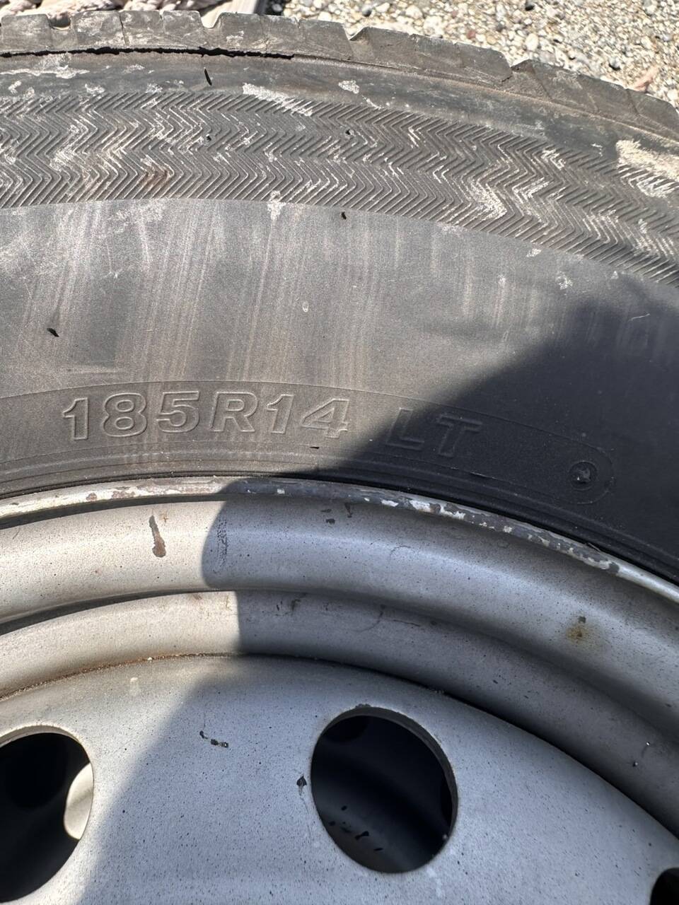 弥富纏め売り タイヤ　4本　【BRIDGESTONE】【145/80R12】（中古）