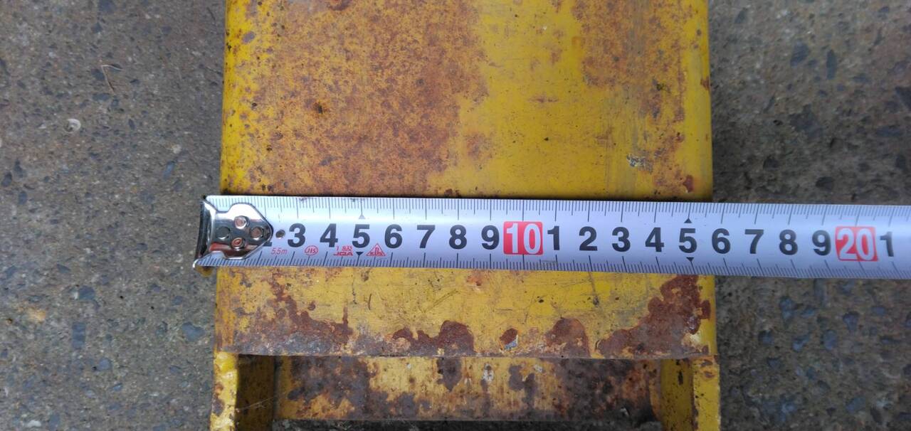 サヤ　フォークリフト 　約 130㎝×幅 約16㎝（中古）