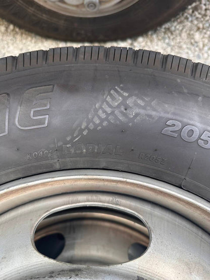 タイヤ　6本　【BRIDGESTONE】【205/80R17.5】（中古）