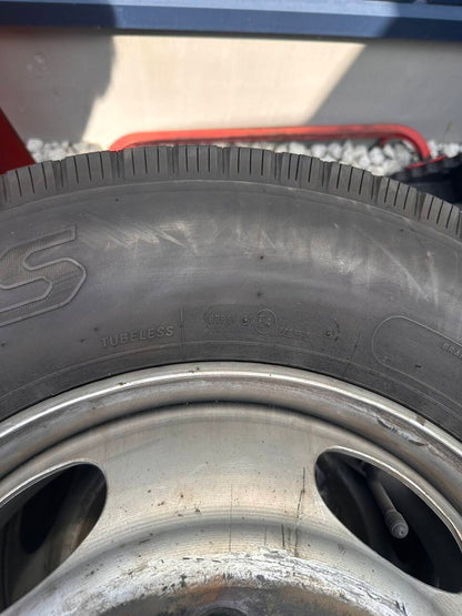 タイヤ　6本　【BRIDGESTONE】【205/80R17.5】（中古）