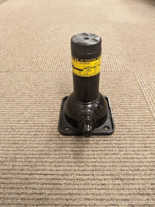 ジャッキ　ジャッキのみ　トヨタ　２トン（中古）