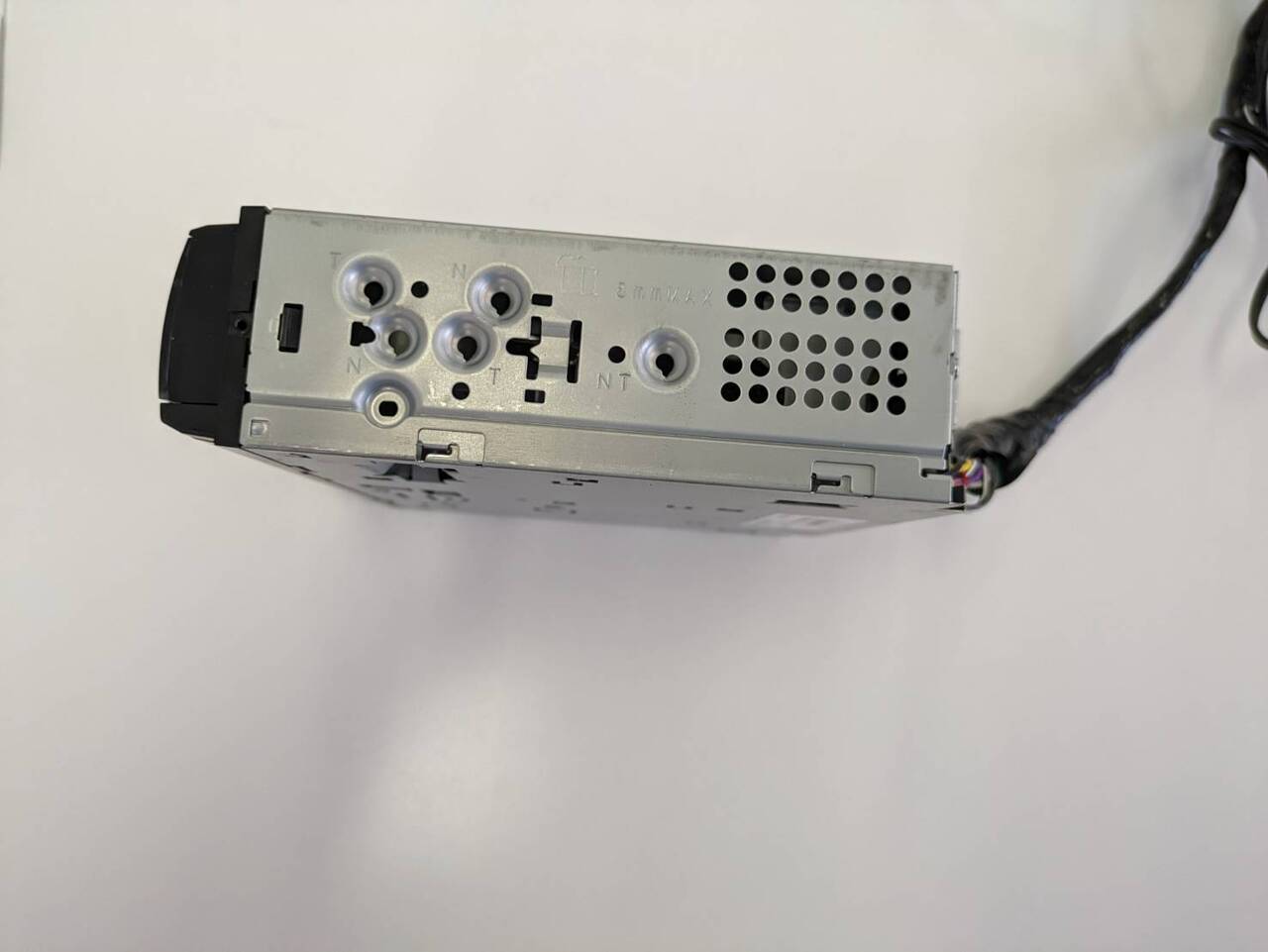 ラジオ　パイオニア DEH-380（中古）