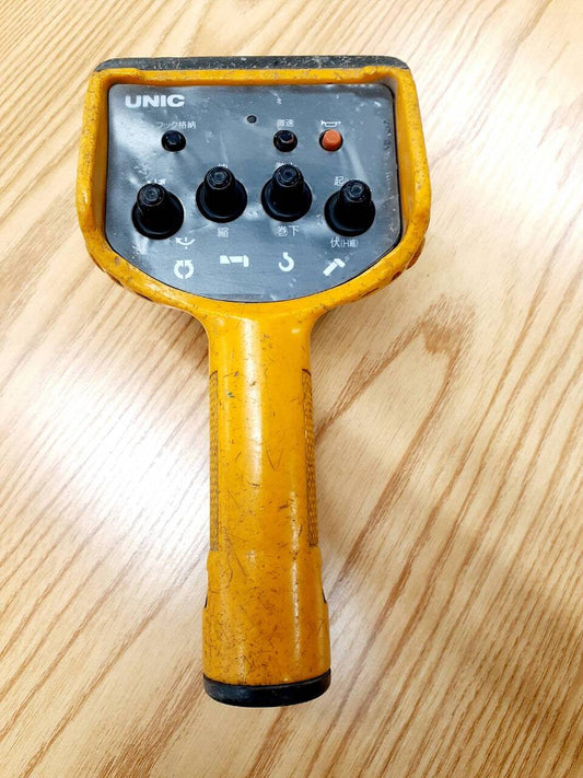 ラジコン　UNIC　RC33R-AK　（中古）