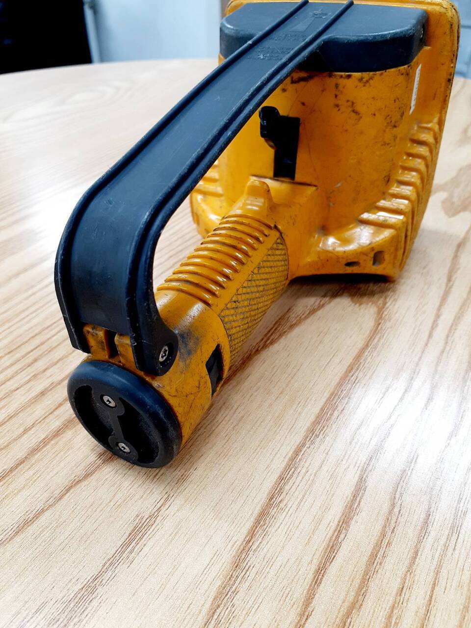 ラジコン　UNIC　RC33R-AK　（中古）