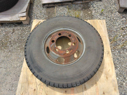 タイヤ　スノー　1本　ヨコハマ　225-90Ｒ17.5 127/125Ｌ（中古）