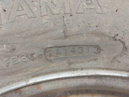 タイヤ　スノー　1本　ヨコハマ　225-90Ｒ17.5 127/125Ｌ（中古）