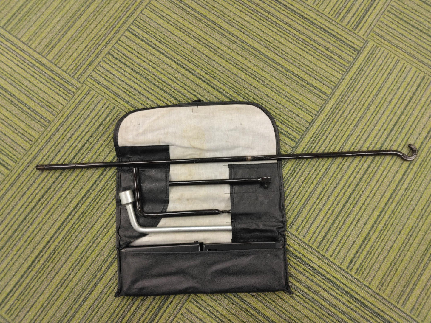 車載工具　トヨタ　（中古）