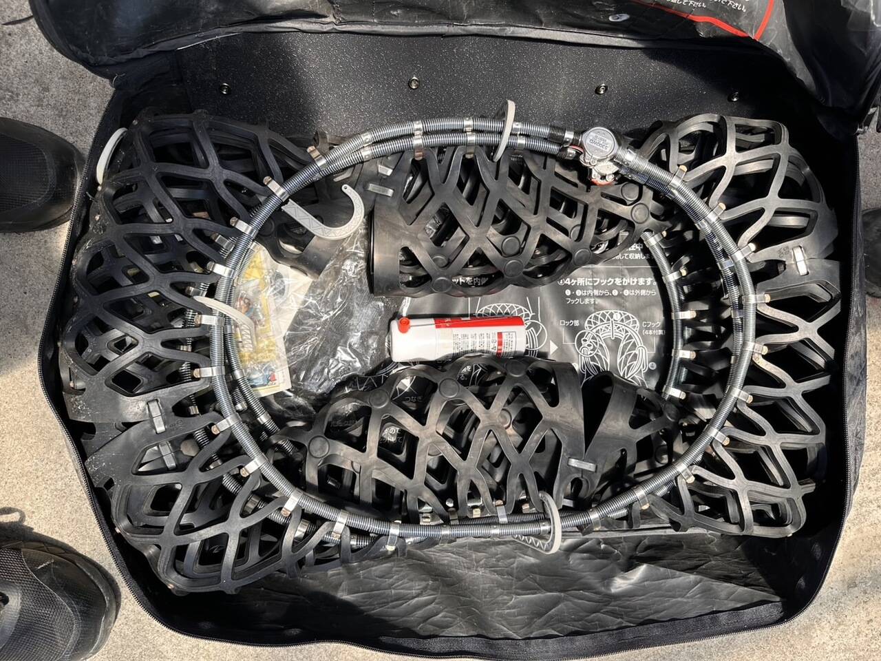 イエティ　 スノーネット　 タイヤチェーン　 Yeti Snow net （中古）