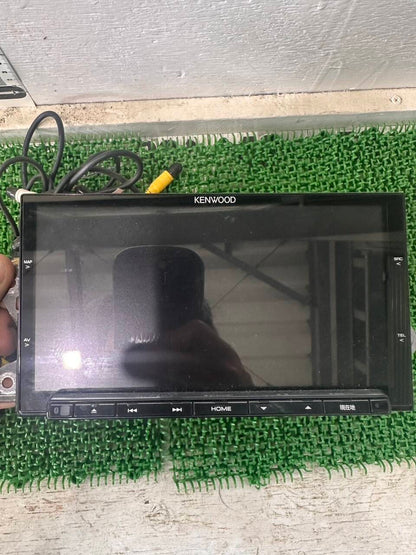 ナビ　　KENWOOD　MDV-Z701（中古）