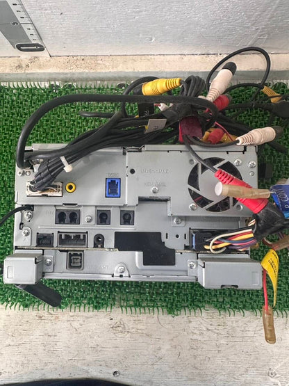 ナビ　　KENWOOD　MDV-Z701（中古）