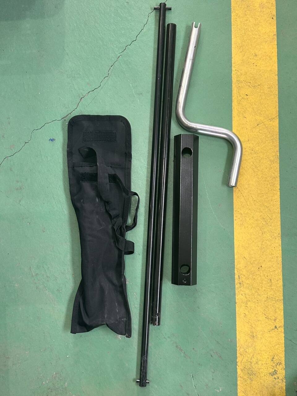 ジャッキ　道具付き　SUHRYUNG MACHINERY　SM041-A　4トン（中古）