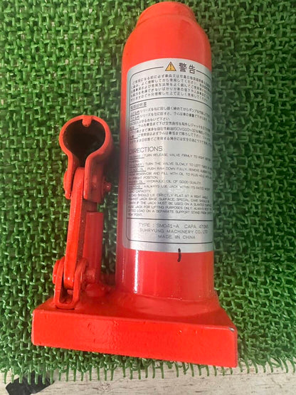 ジャッキ　道具付き　SUHRYUNG MACHINERY　SM041-A　4トン（中古）