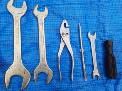 車載工具　6点セット　収納袋付き　（中古）