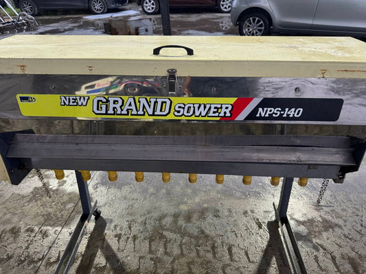 肥料散布機　型式：NPS-140　メーカー：タイショー