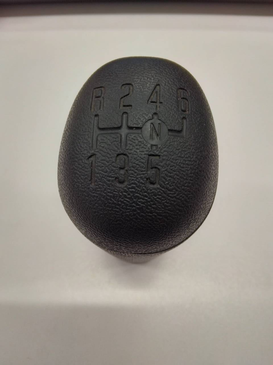 シフトノブ　イスズ　（中古）