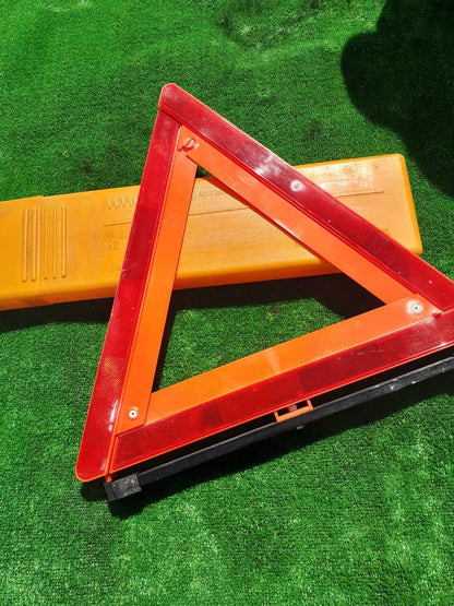 三角版　ケースあり（中古）