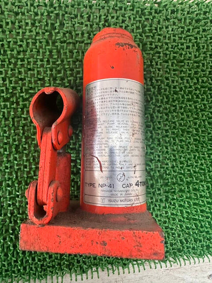 ジャッキ　工具付き　NP-41　4トン（中古）