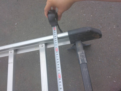 ルーフキャリア　THULE　KDH201から取り外し（中古）