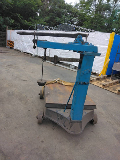 台秤　メーカー不明　縦140㎝　横90㎝　高さ140㎝　（中古）