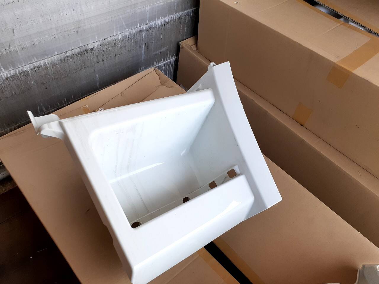 三菱ふそう　Sグレート　左右ステップウオール（未使用）