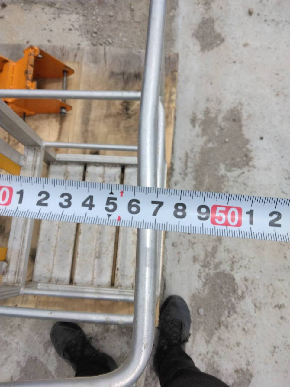 高所作業用　　かご　（中古）