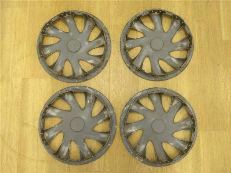 ホイールカバー　ダイハツ　（中古）