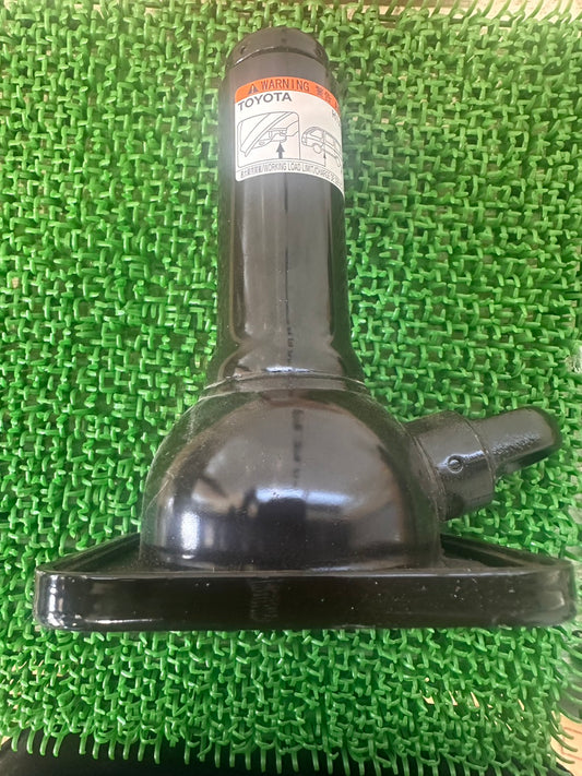 ジャッキ　09111-26170　2トン　トヨタ / ハイエースより回収 （中古）