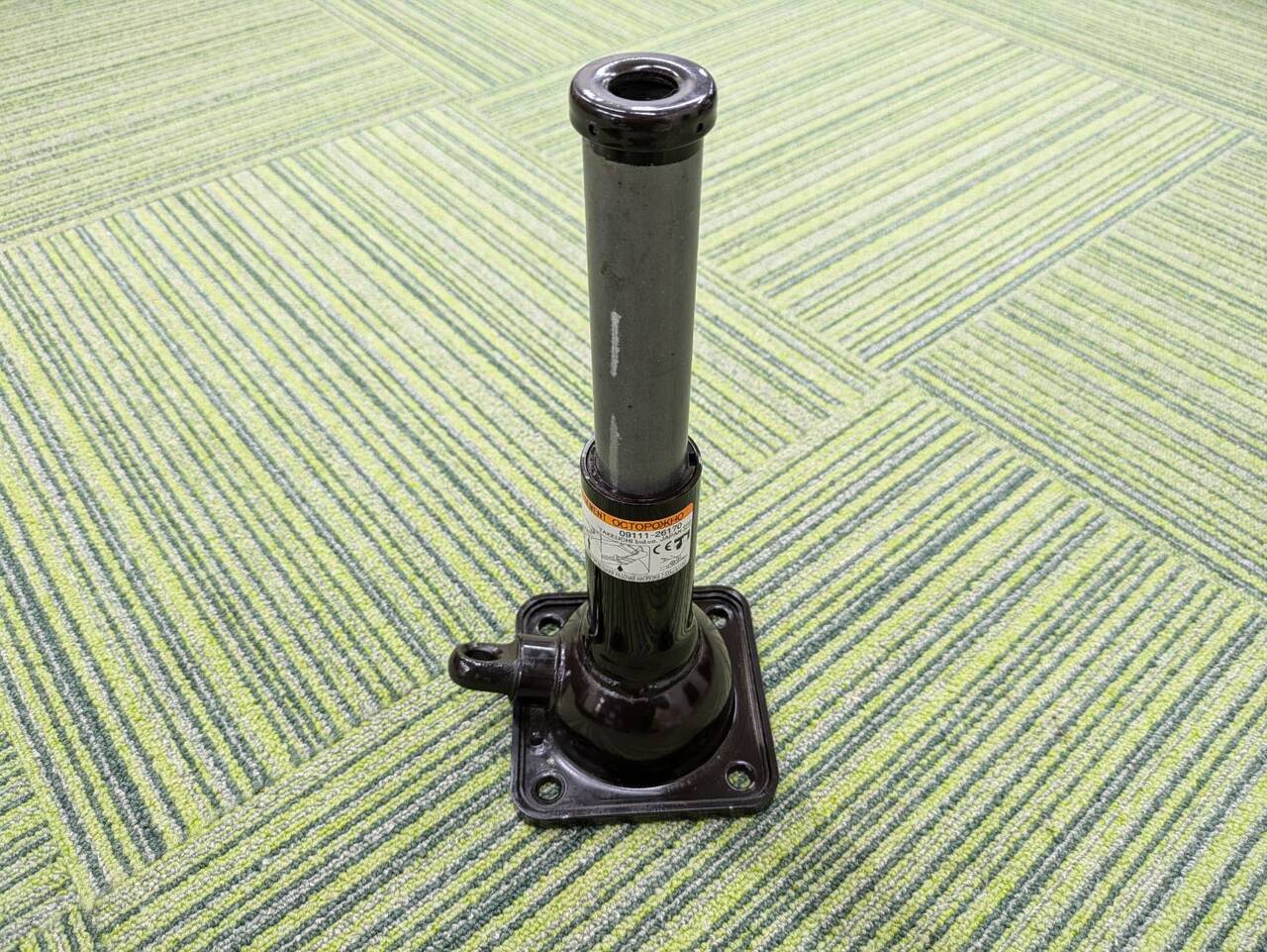 ジャッキ　工具付き　トヨタ　2トン（中古）