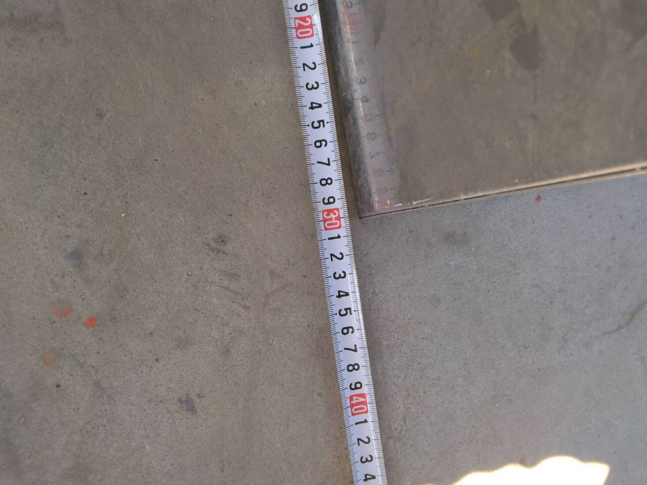 工具箱　ステンレス　　300mm  ×500mm   ×320mm　(高さ）　（中古）