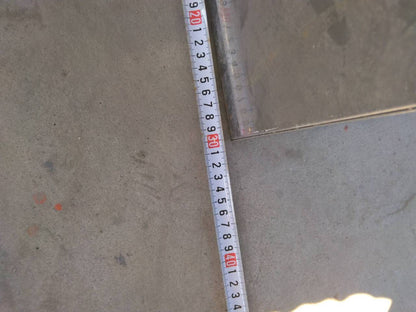 工具箱　ステンレス　　300mm  ×500mm   ×320mm　(高さ）　（中古）
