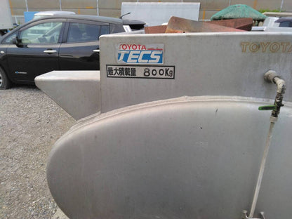 タンク　タツノ　1000L   不動（中古）
