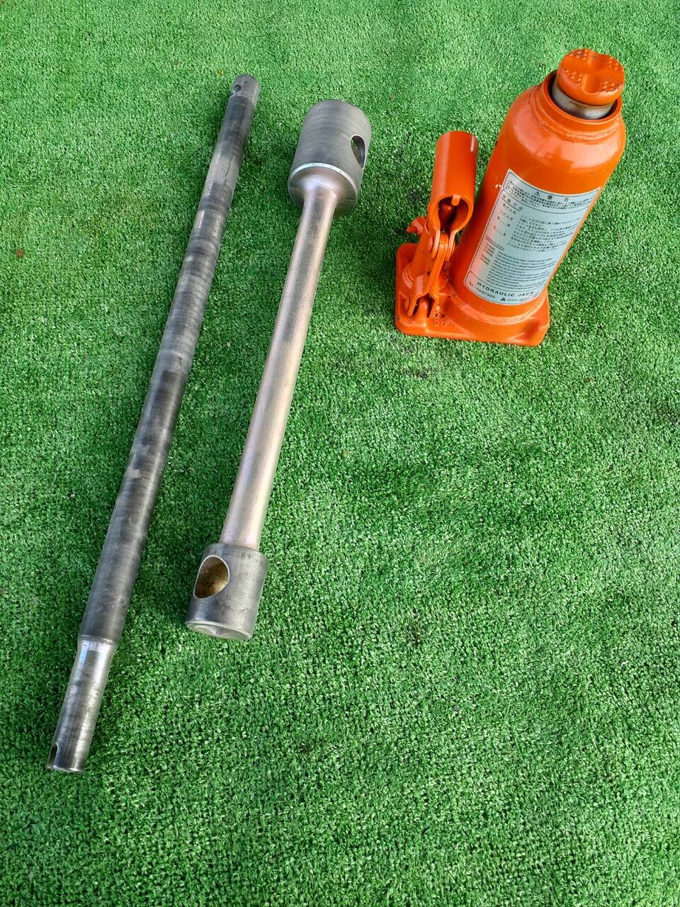 ジャッキ　工具付き　7トン（中古）