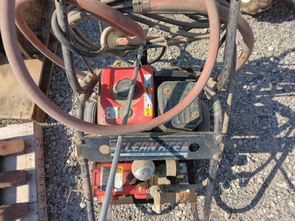 高圧洗浄機 　洗浄機　YS-221 クリーンエース 三菱 GM131L 　（中古）