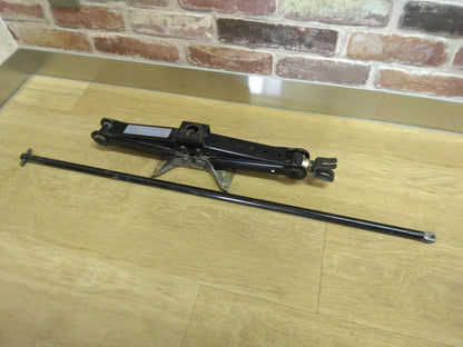 ジャッキ　工具付き　GOODMAN　4D　1.3トン（中古）